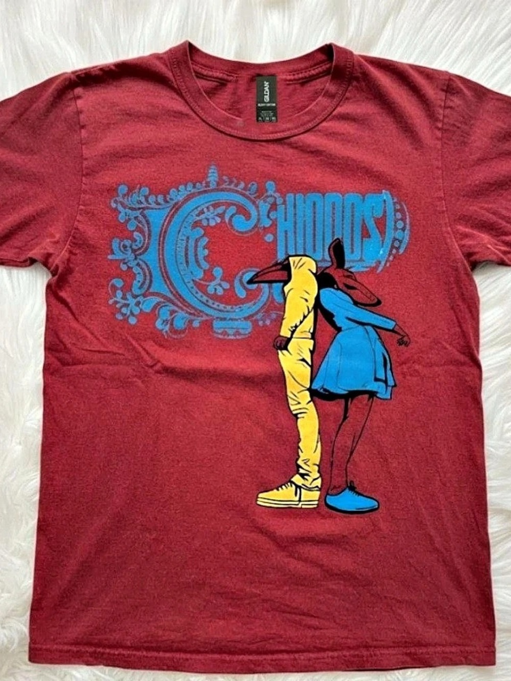 Gildan Graphic Short Sleeve Tee in Red & Blue